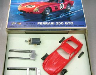 Revell 1/32 Scale Ferrari 250GTO Kit (Series 1)